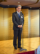 平山副校長先生